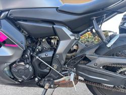 2024 YAMAHA YZF-R7LA grey