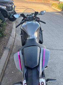 2024 YAMAHA YZF-R7LA grey