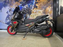 2025 BMW Motorrad C 400 X GREEN