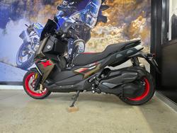 2025 BMW Motorrad C 400 X GREEN
