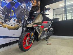 2025 BMW Motorrad C 400 X GREEN
