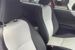 2013 Toyota Yaris YR