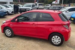2013 Toyota Yaris YR