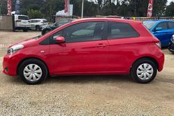 2013 Toyota Yaris YR