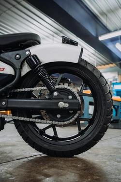 2025 Royal Enfield Shotgun 650 Shotgun White