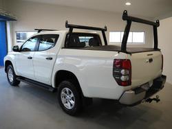 2022 Mitsubishi Triton GLX+