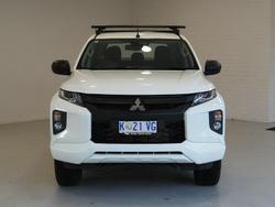 2022 Mitsubishi Triton GLX+