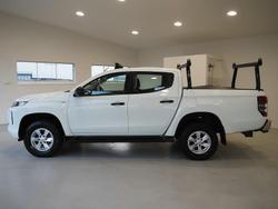 2022 Mitsubishi Triton GLX+