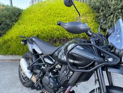 2025 Royal Enfield HIMALAYAN 450 BLACK