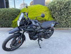 2025 Royal Enfield HIMALAYAN 450 BLACK