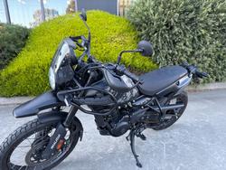 2025 Royal Enfield HIMALAYAN 450 BLACK