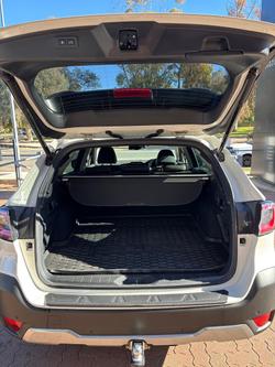 2023 Subaru Outback AWD Touring