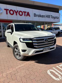 2022 Toyota Landcruiser VX