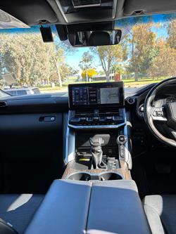 2022 Toyota Landcruiser VX