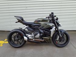 Ducati Streetfighter V2