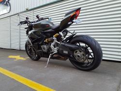 2023 Ducati Streetfighter V2 Streetfighter Green