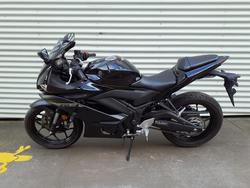 2024 Yamaha YZF-R3 R3 Black