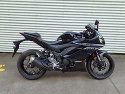 2024 Yamaha YZF-R3 R3 Black
