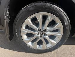 2021 Toyota Kluger Grande