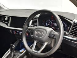 2025 Audi A1 35 TFSI S line edition
