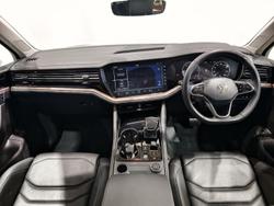 2025 Volkswagen Touareg 170TDI