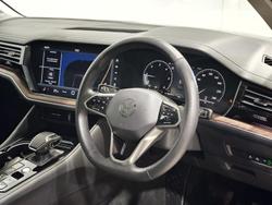 2025 Volkswagen Touareg 170TDI