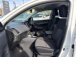 2021 Mitsubishi ASX ES
