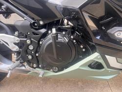 2026 Kawasaki Ninja 500 SE Ninja White