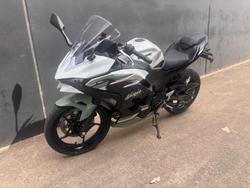 2026 Kawasaki Ninja 500 SE Ninja White