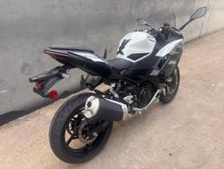 2026 Kawasaki Ninja 500 SE Ninja White