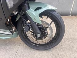 2026 Kawasaki Ninja 500 SE Ninja White