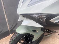 2026 Kawasaki Ninja 500 SE Ninja White