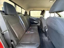 2019 Nissan Navara RX