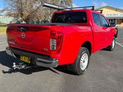 2019 Nissan Navara RX