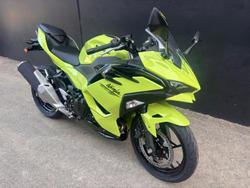 2026 Kawasaki Ninja 500 (EX500G) Ninja Green
