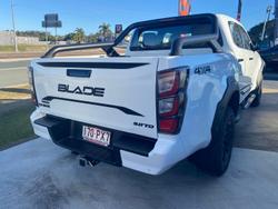 2025 Isuzu D-MAX BLADE