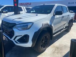 2025 Isuzu D-MAX BLADE