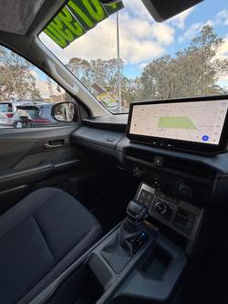 2025 Toyota Hilux SR 48V