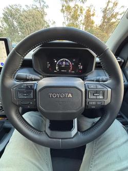 2025 Toyota Hilux SR 48V