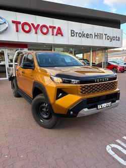 2025 Toyota Hilux SR 48V
