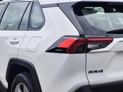2022 Toyota RAV4 GX