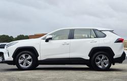 2022 Toyota RAV4 GX