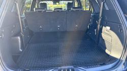 2023 Ford Everest Platinum