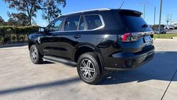 2023 Ford Everest Platinum
