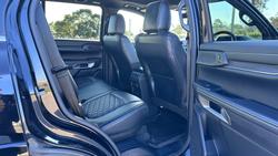 2023 Ford Everest Platinum
