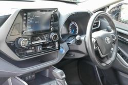 2022 Toyota Kluger GX