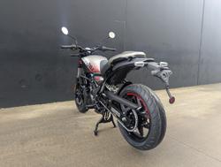 2026 Royal Enfield Guerrilla 450 Guerrilla Black