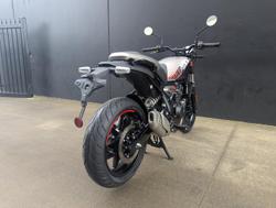 2026 Royal Enfield Guerrilla 450 Guerrilla Black