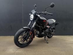 2026 Royal Enfield Guerrilla 450 Guerrilla Black