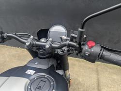 2026 Royal Enfield Guerrilla 450 Guerrilla Black